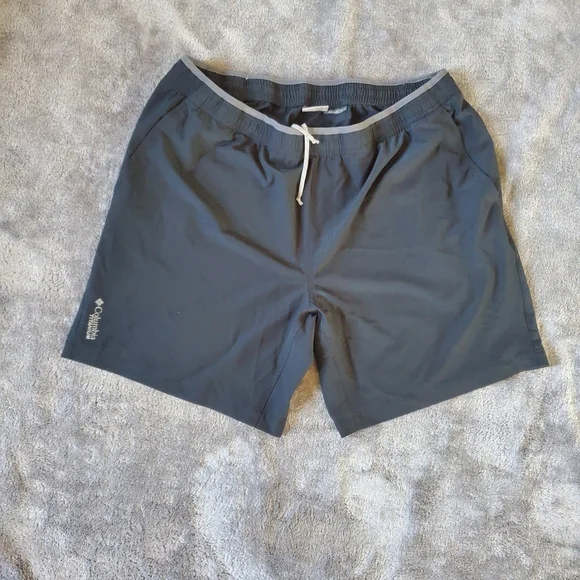 Columbia Men's Black Athletic Shorts - Picture 2 of 6